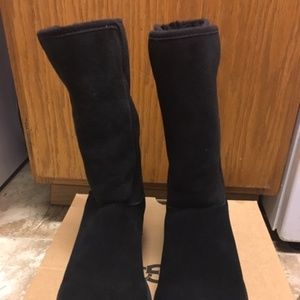 UGG AIME AMIE BLACK BOOTS 6.5